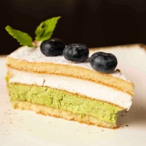 Pistachio & Ricotta Cake